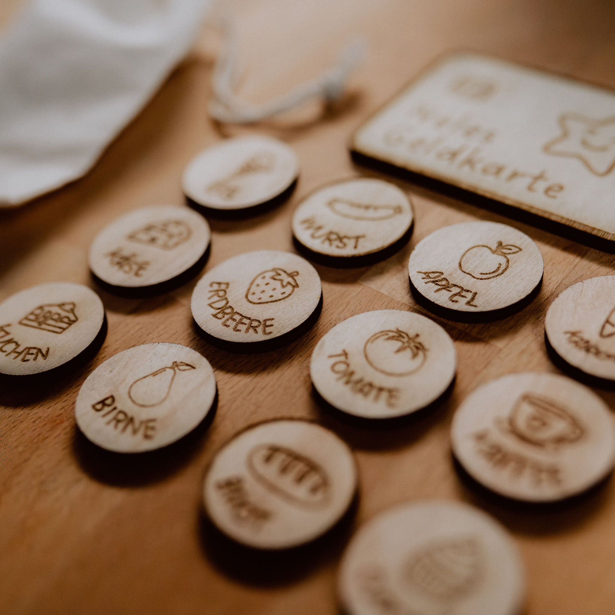 Geldbeutel mit Spielgeld & Geldkarte