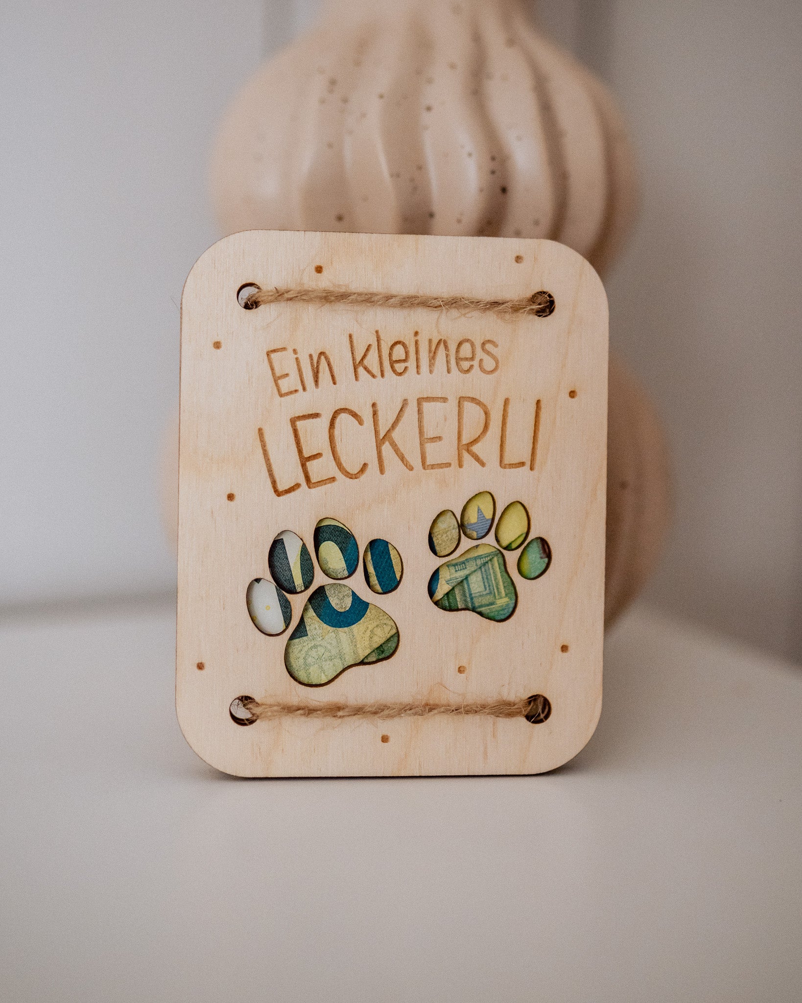 Geldgeschenk-Karte - "Pfoten" aus Holz
