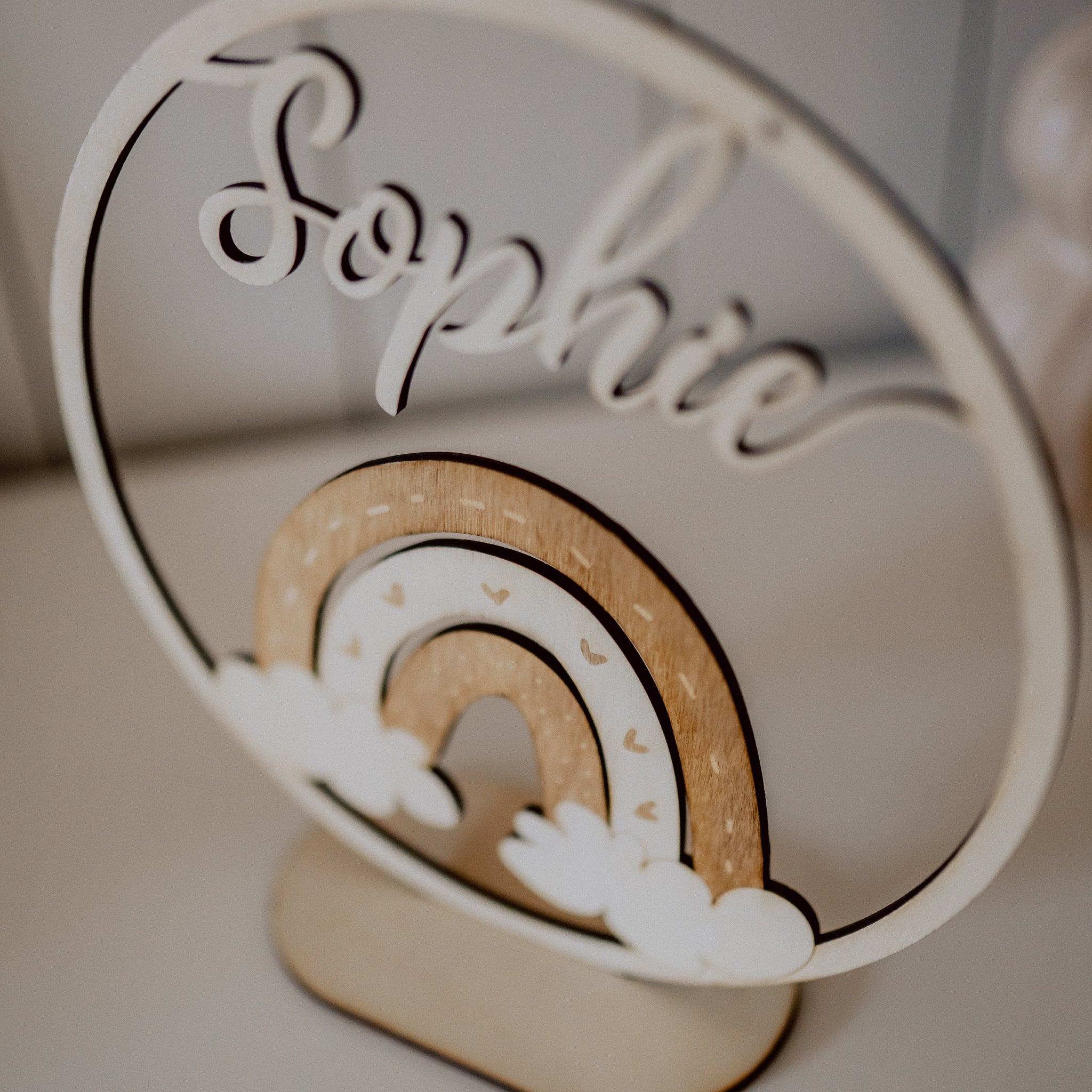 Personalisiertes Namensschild - Regenbogen