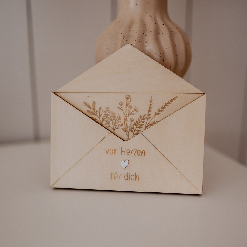 Geschenkumschlag aus Holz