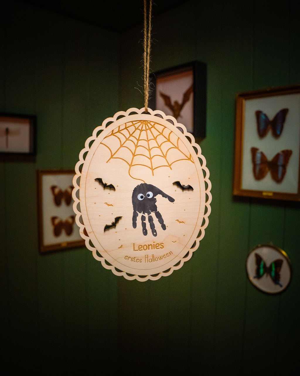 Halloween Erinnerungsstück – personalisiertes Spinnennetz mit Handabdruck