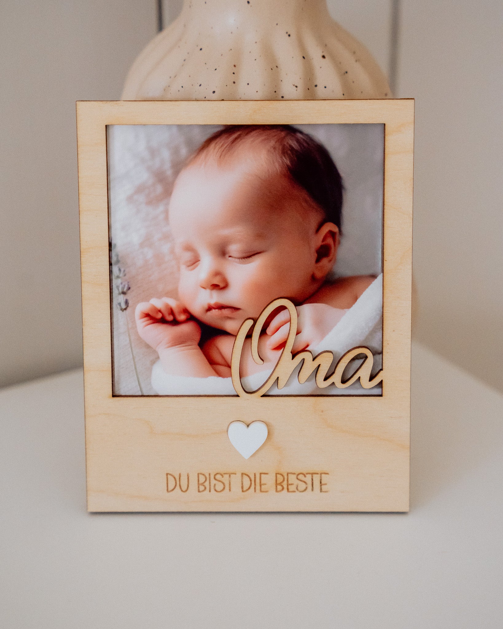 Personalisierter Holz-Bilderrahmen – Geschenk für Mama, Papa, Oma & Opa