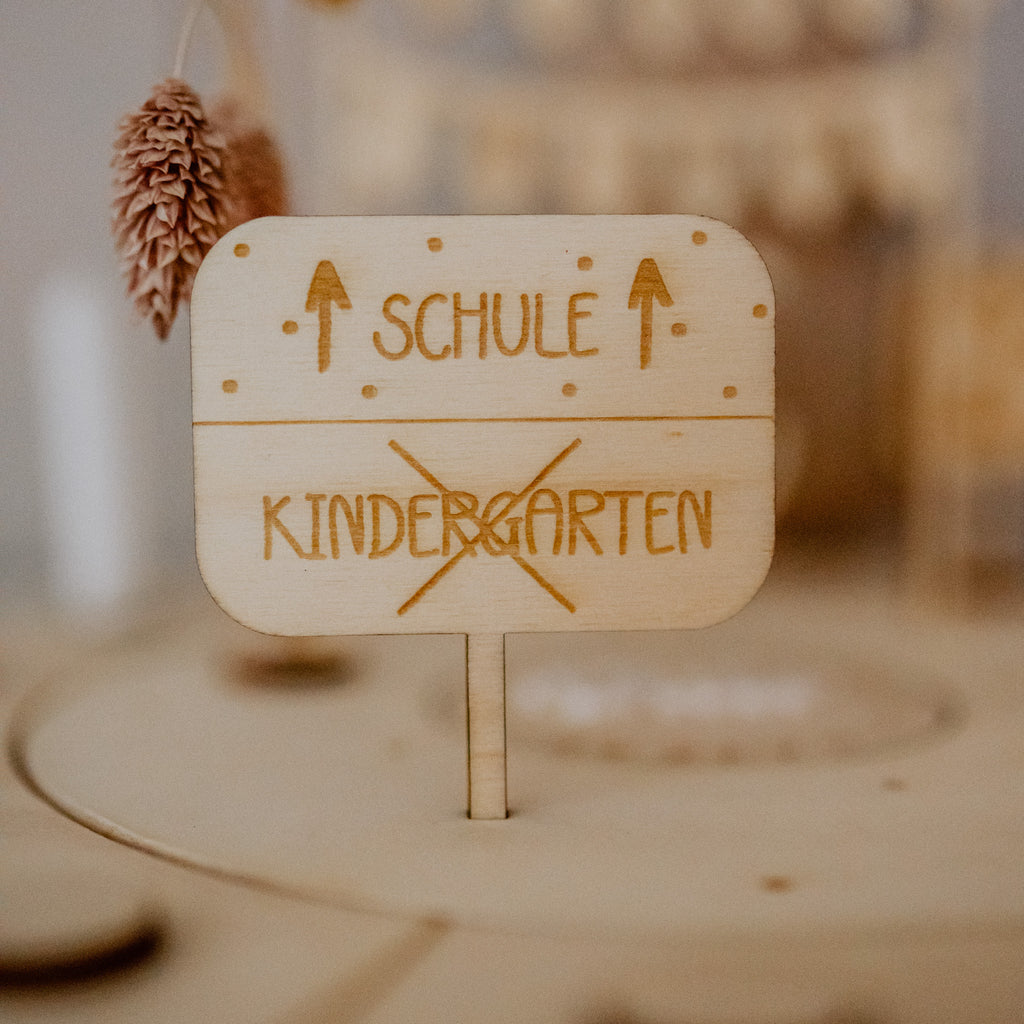 Holzkranz "Einschulung" - erweiterbar für Festtage