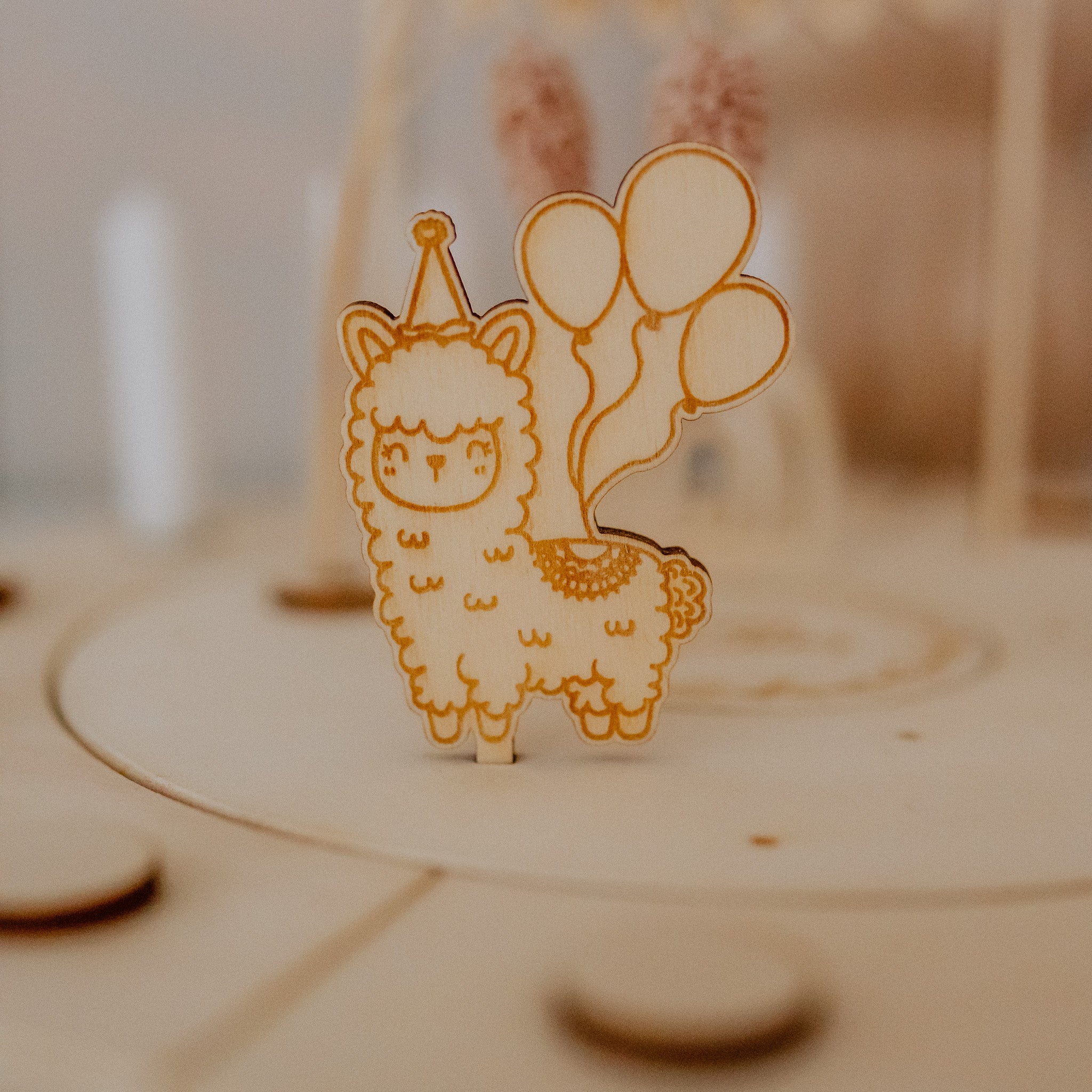 Holzkranz "Geburtstag" mit Acryl-Name