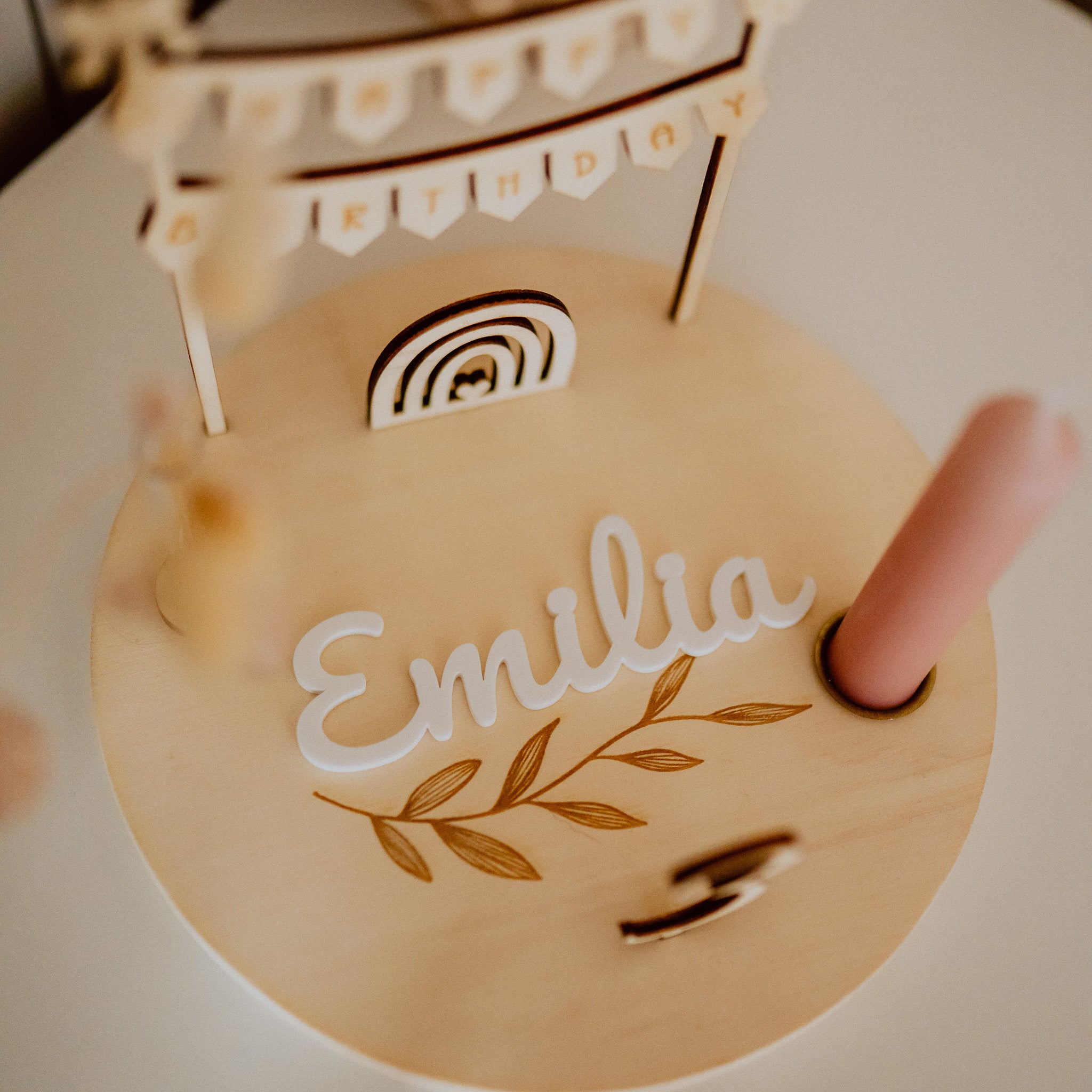 Holzkranz "Geburtstag" mit Acryl-Name